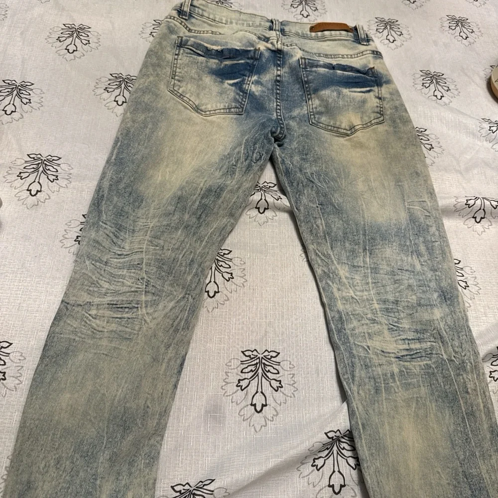 Jeans - Picture 7 of 7